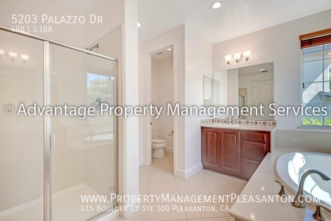 Foto del edificio - 5203 Palazzo Dr