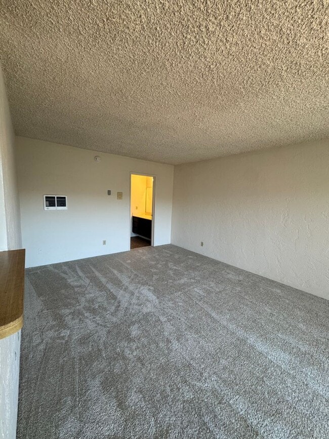 Building Photo - Charming 1-Bed, 1-Bath Apartment in Harbor City - $1,500.00 ALL UTILITIES INCLUDED !!! & Parking