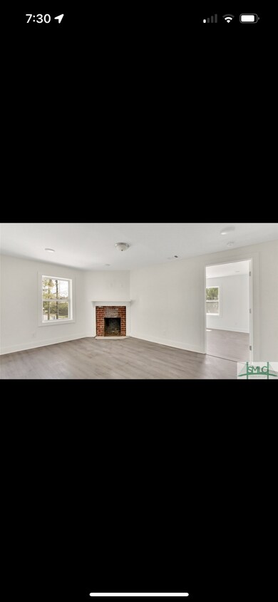 Building Photo - 502 W 48th St