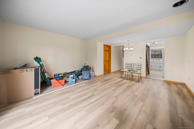 Foto del edificio - 161 Kinney St