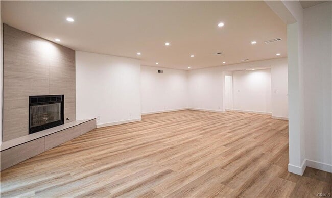 Foto del edificio - 22257 MacFarlane Dr