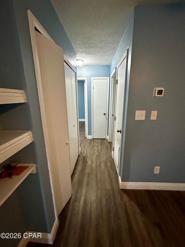 Foto del edificio - 6321 Lenawee St