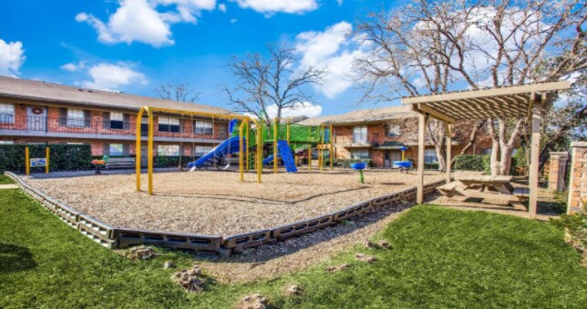 Foto del edificio - 11911 Marsh Ln