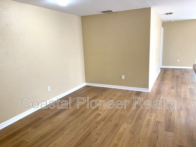 Foto del edificio - 4005 E Pocahontas Ave