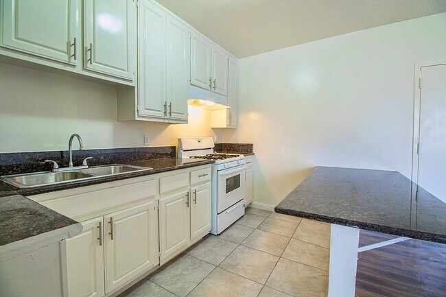 Foto del edificio - 6546 Sepulveda Blvd Van Nuys, CA 91411