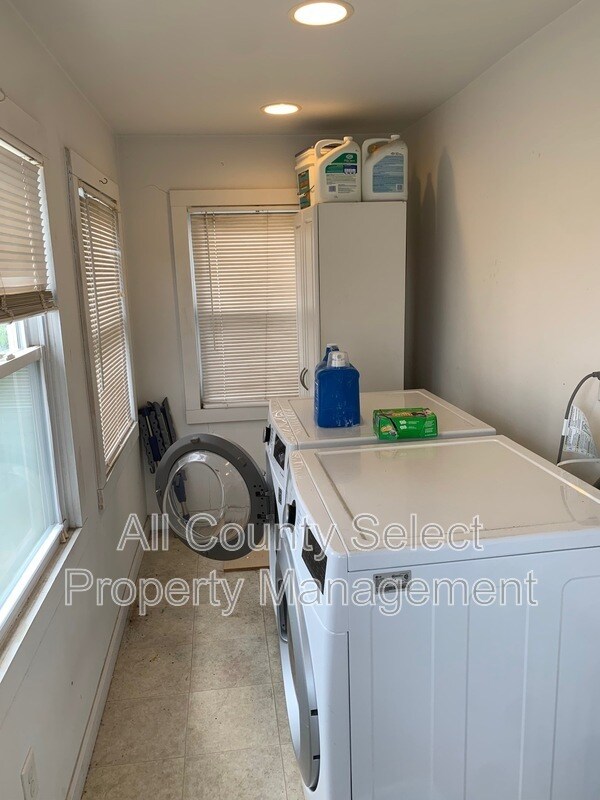 Photo - 195 Jefferson Ave Apartment