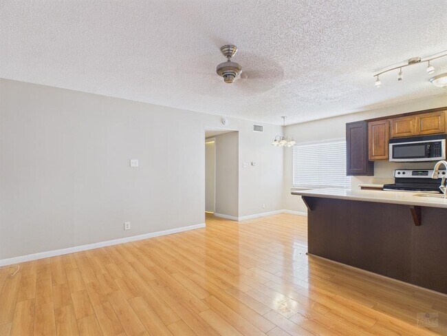 Foto del edificio - 2408 Longview St