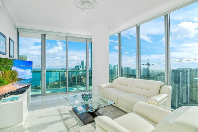 Building Photo - 888 Biscayne Blvd