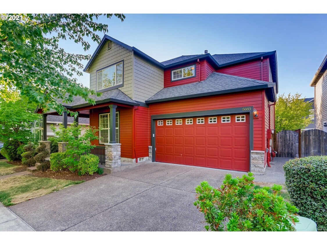 Foto principal - 5683 NE Daventry St