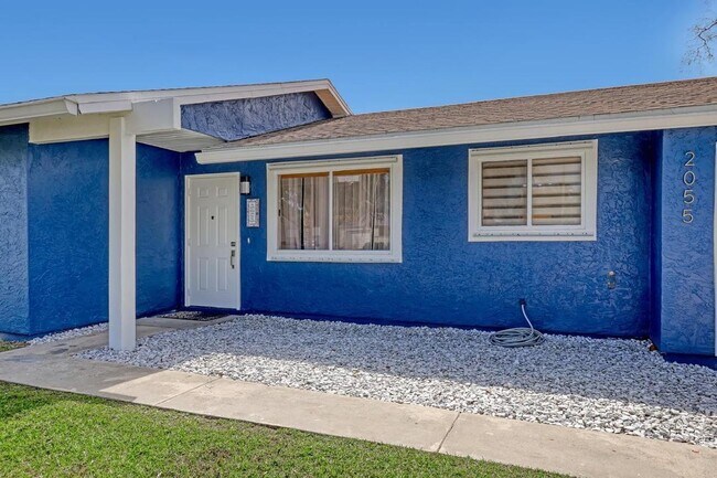 Foto del edificio - 2055 SE West Dunbrooke Cir