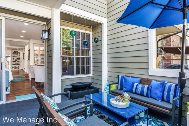 Foto del edificio - 3 br, 3 bath House - 520 Medford Ct #103