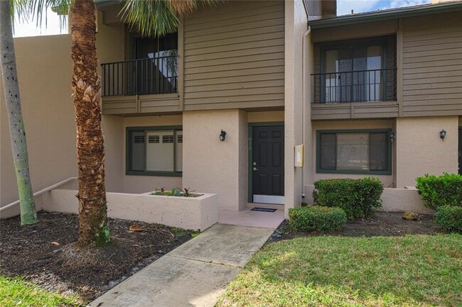 Building Photo - 918 Sunridge Dr