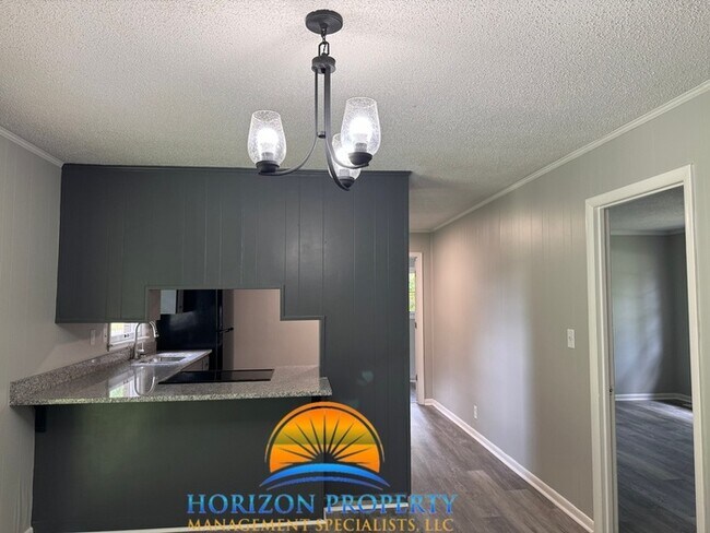 Foto del edificio - 6117 Colfax Rd NW