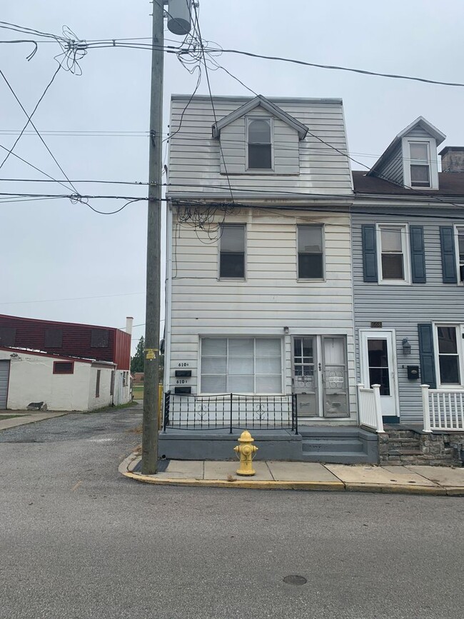 Building Photo - 3 Bedroom Apartment in the East End of Yor...