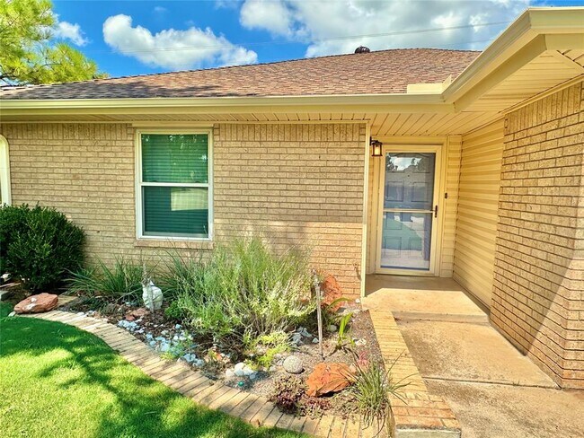 Foto del edificio - 9109 NW 101st St