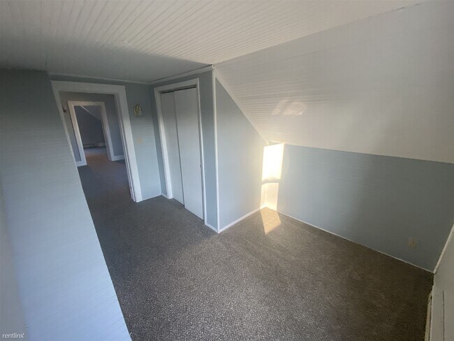 Building Photo - 3 br, 1 bath House - 518 S Olive St