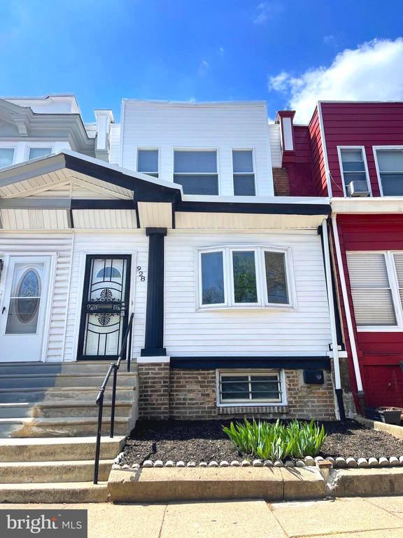 Building Photo - 928 S 50th St
