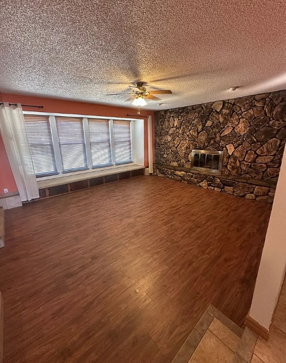 Building Photo - 2112 Castle Ct