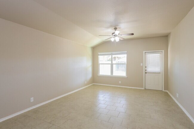 Building Photo - 15147 Cinnamon Teal