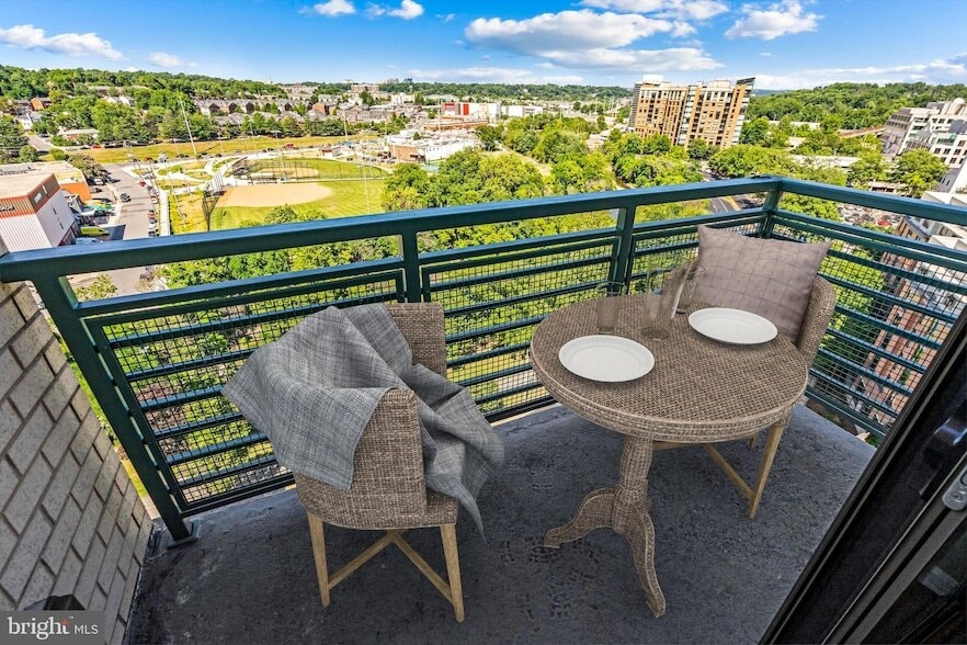 Photo - 2720 S ARLINGTON MILL Dr Unit 1102