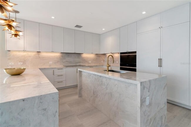 Foto del edificio - 2912 W Santiago St