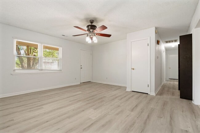 Building Photo - Single Family Home in South Durham- Available Now