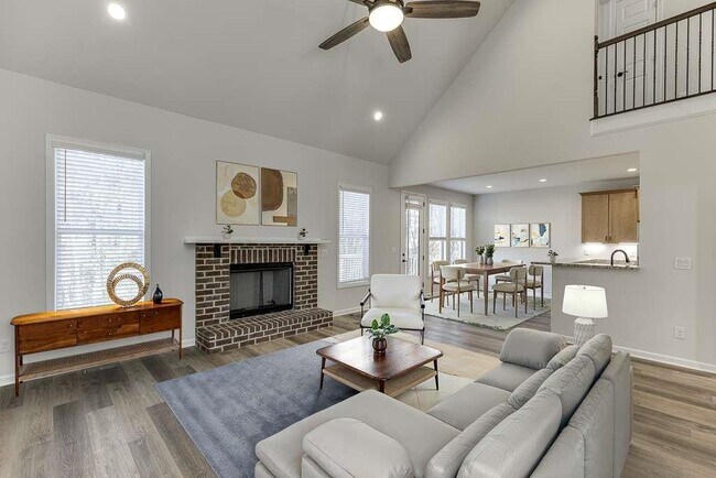 Foto del edificio - 3477 N Berkeley Lake Rd NW