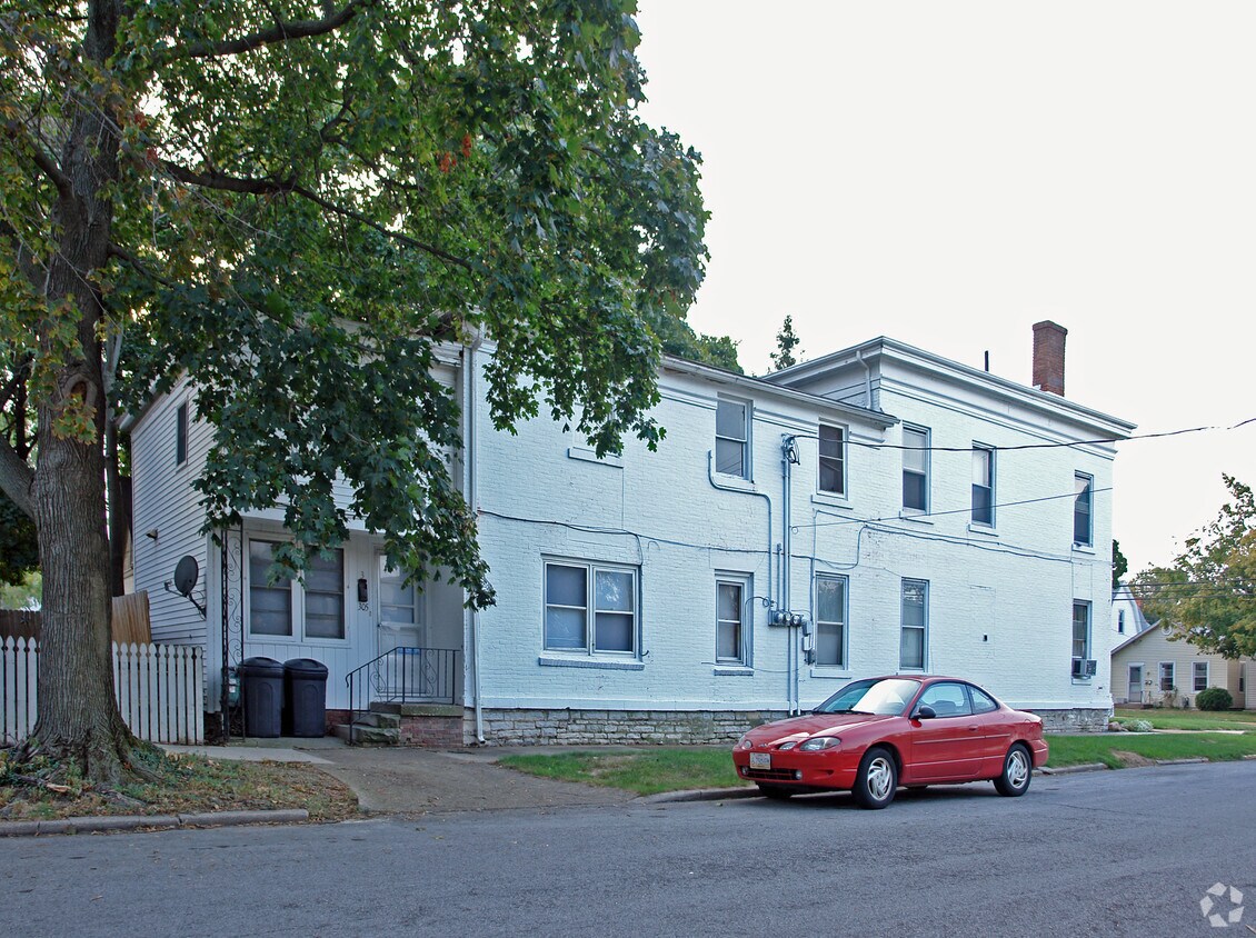 Building Photo - 536 E Washington St