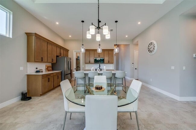 Building Photo - 887 Lk Hl Wy