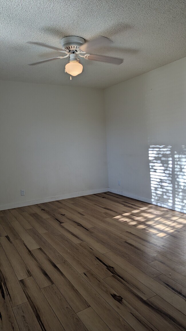 Foto del edificio - 4487 S 4000 W