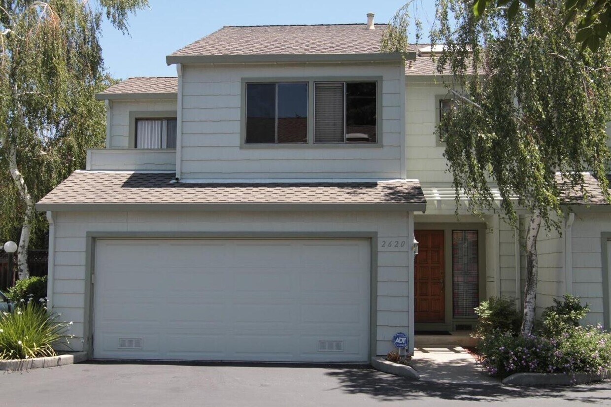 Primary Photo - 2620 Sierra Village Ct
