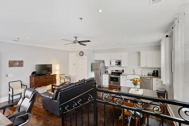 Over View - 907 N Galvez St