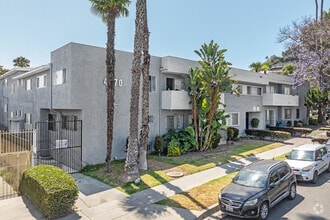 Building Photo - Baldwin Hills