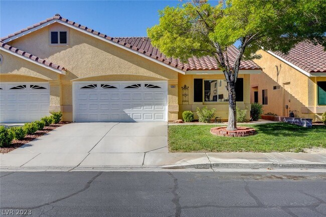 Foto del edificio - 6508 Sundown Heights Ave