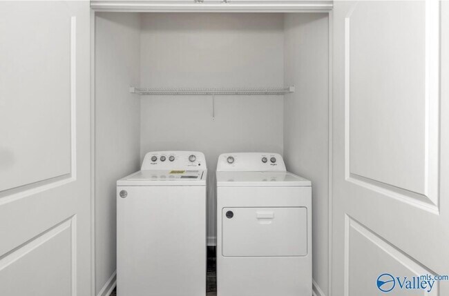 Foto del edificio - 217 Bay Pine Dr