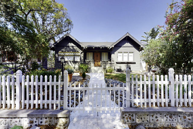 Foto principal - 1845 Las Lunas St