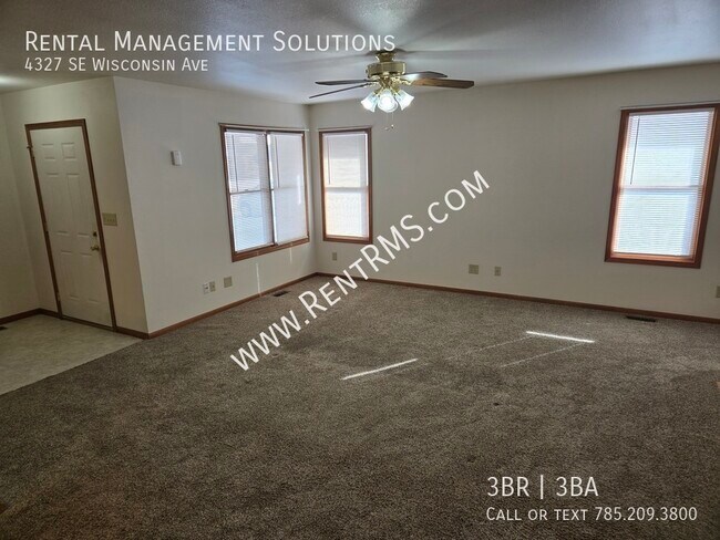 Building Photo - 4327 SE Wisconsin Ave