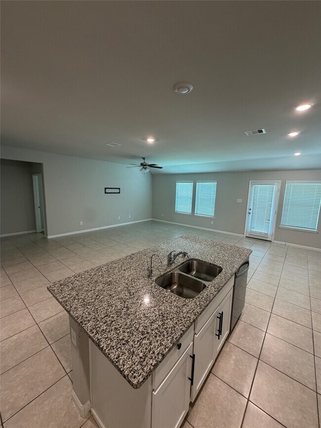 Building Photo - 3115 Tanner Dell Ct