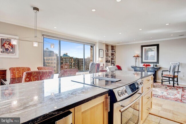 Foto del edificio - 2501 Calvert St NW