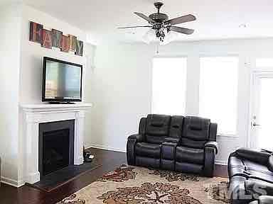 Foto del edificio - 5319 Cambridgeshire Loop