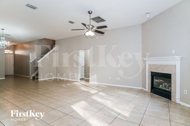 Foto del edificio - 887 Candlebark Dr