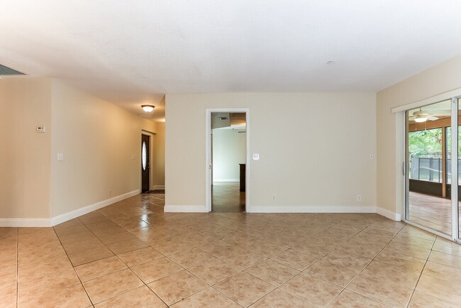 Building Photo - 11543 Turnstone Dr