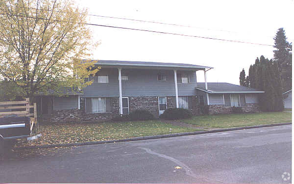 Primary Photo - 1632 SE Walnut St