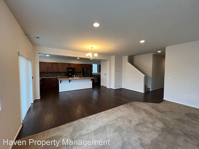 Foto del edificio - 5 br, 3 bath House - 19515 20th Ave E,