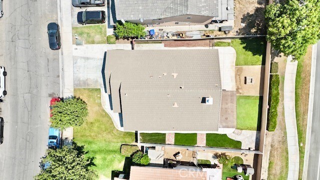 Building Photo - 5220 Holstein St