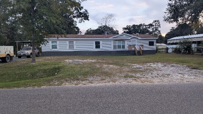 Building Photo - 8970 Birch Dr