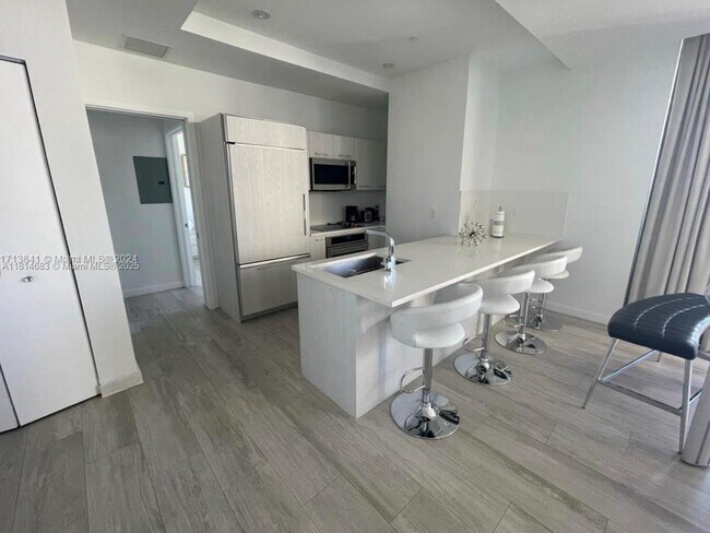Foto del edificio - 55 SW 9th St