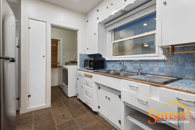 Foto del edificio - 4926 Del Monte Ave