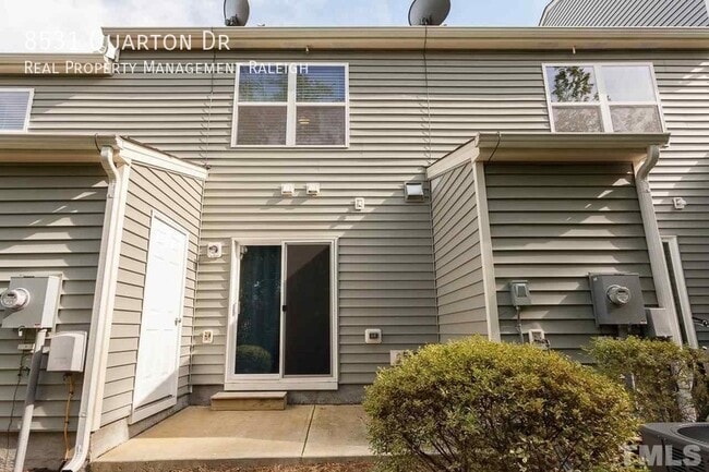 Building Photo - 8531 Quarton Dr