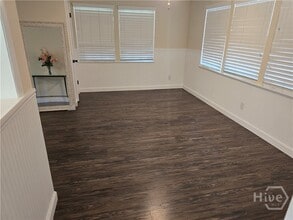 Building Photo - 5014 Spartan Dr